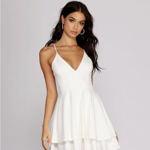 WINDSOR WHITE FLOWY V CUT MINI DRESS! worn once, perfect for a special occasion!